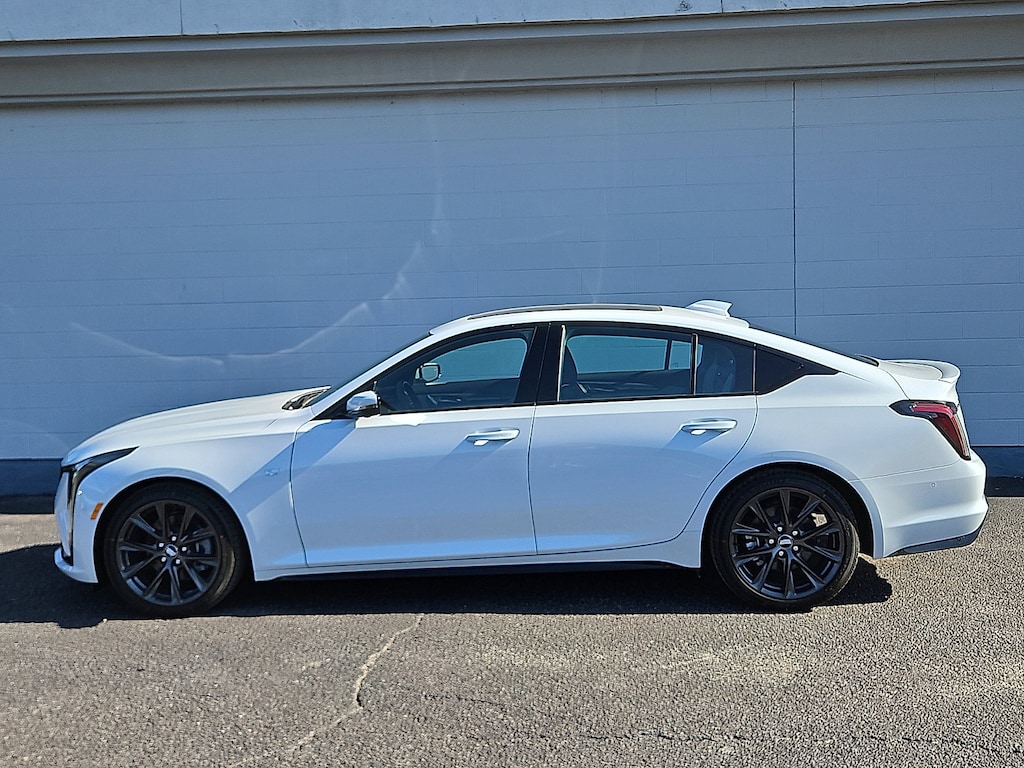 New 2026 CADILLAC CT5 Sport Sedan