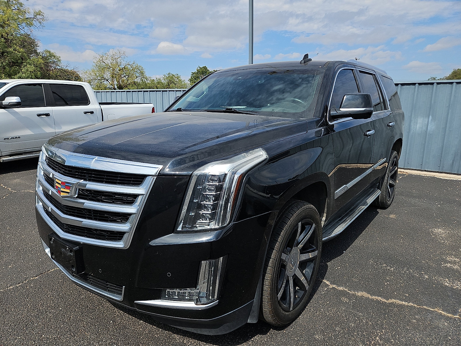 2016 Cadillac Escalade Luxury