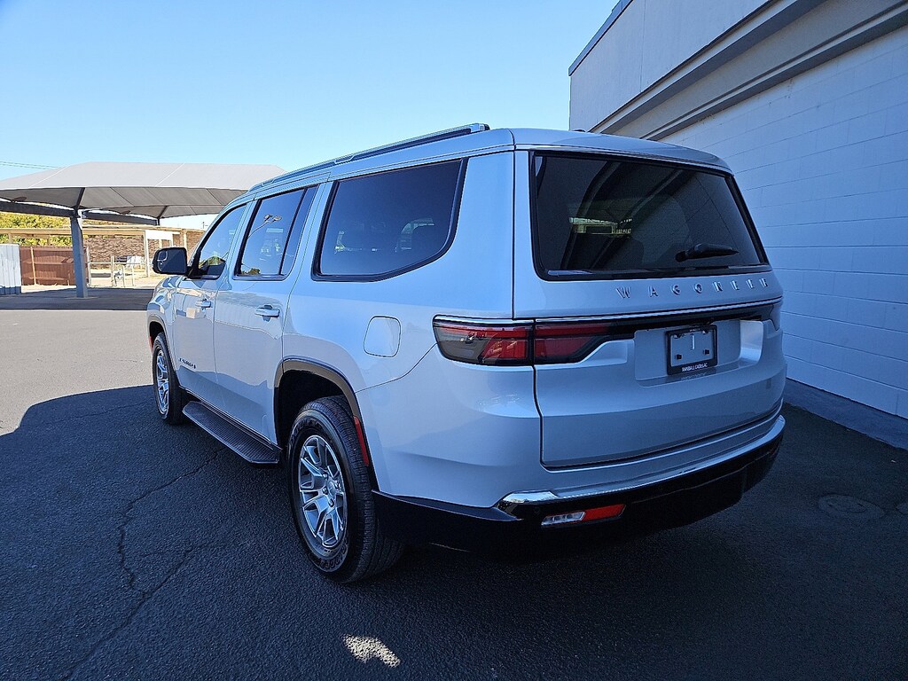 Used 2024 Jeep Wagoneer 4X4