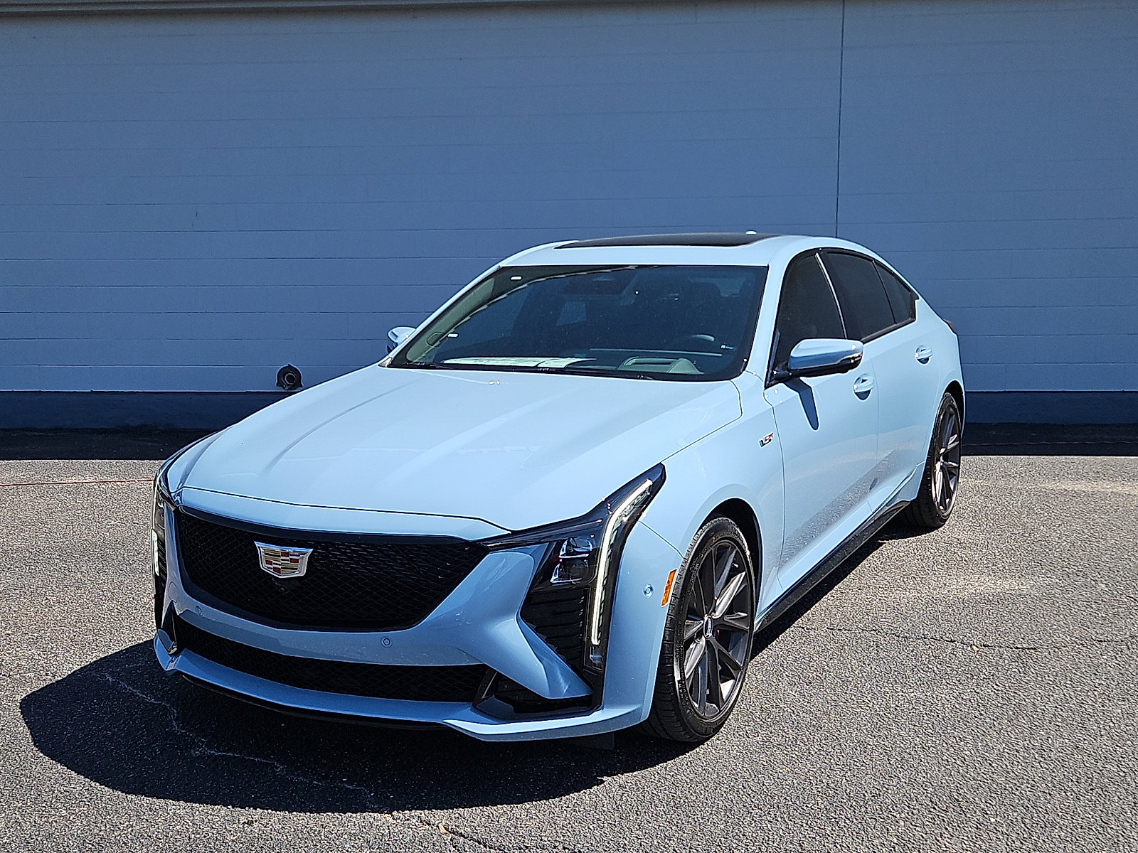 2026 Cadillac CT5 V-Series's photo