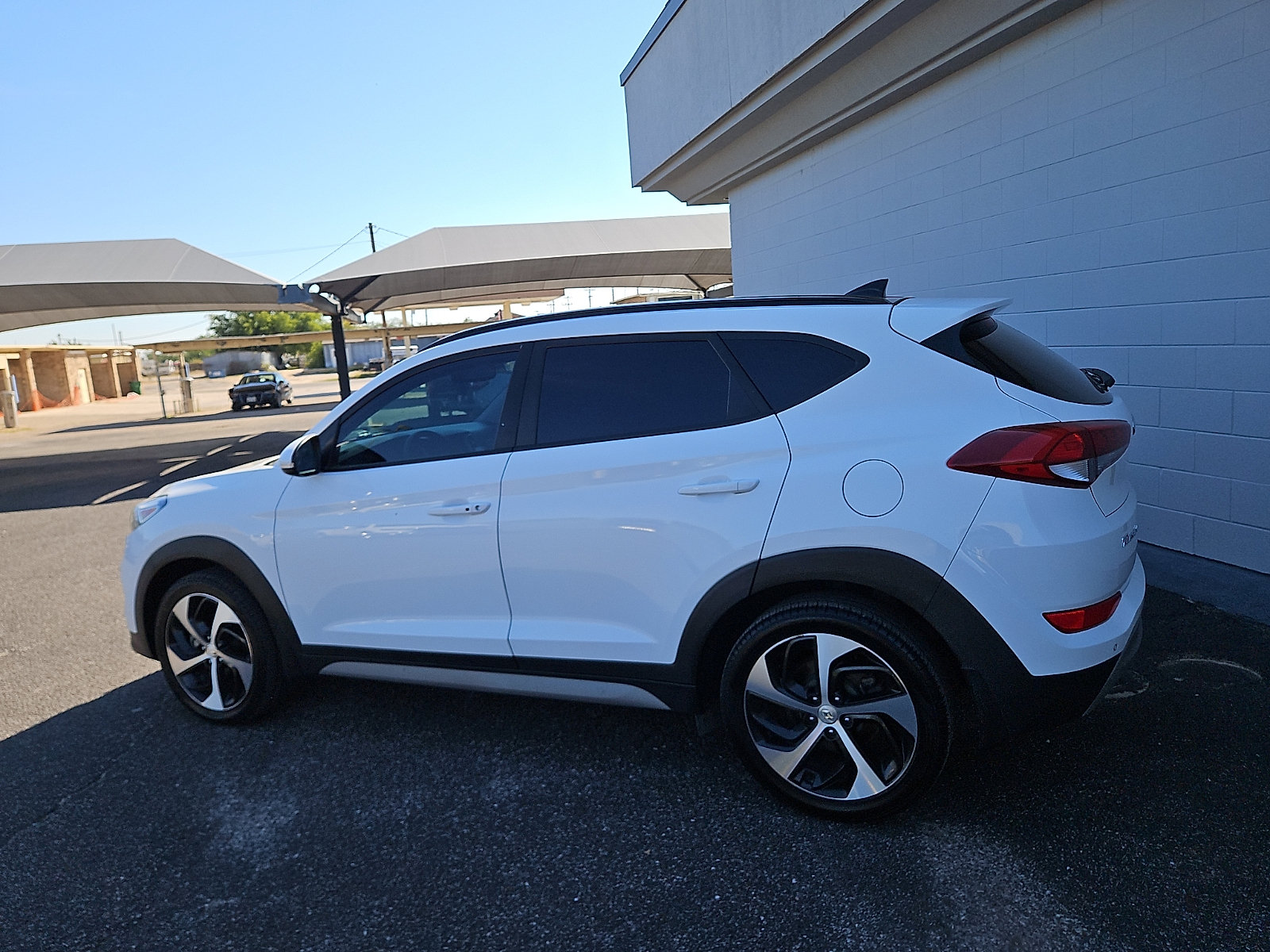 Used 2018 Hyundai Tucson Value with VIN KM8J33A2XJU803689 for sale in San Angelo, TX