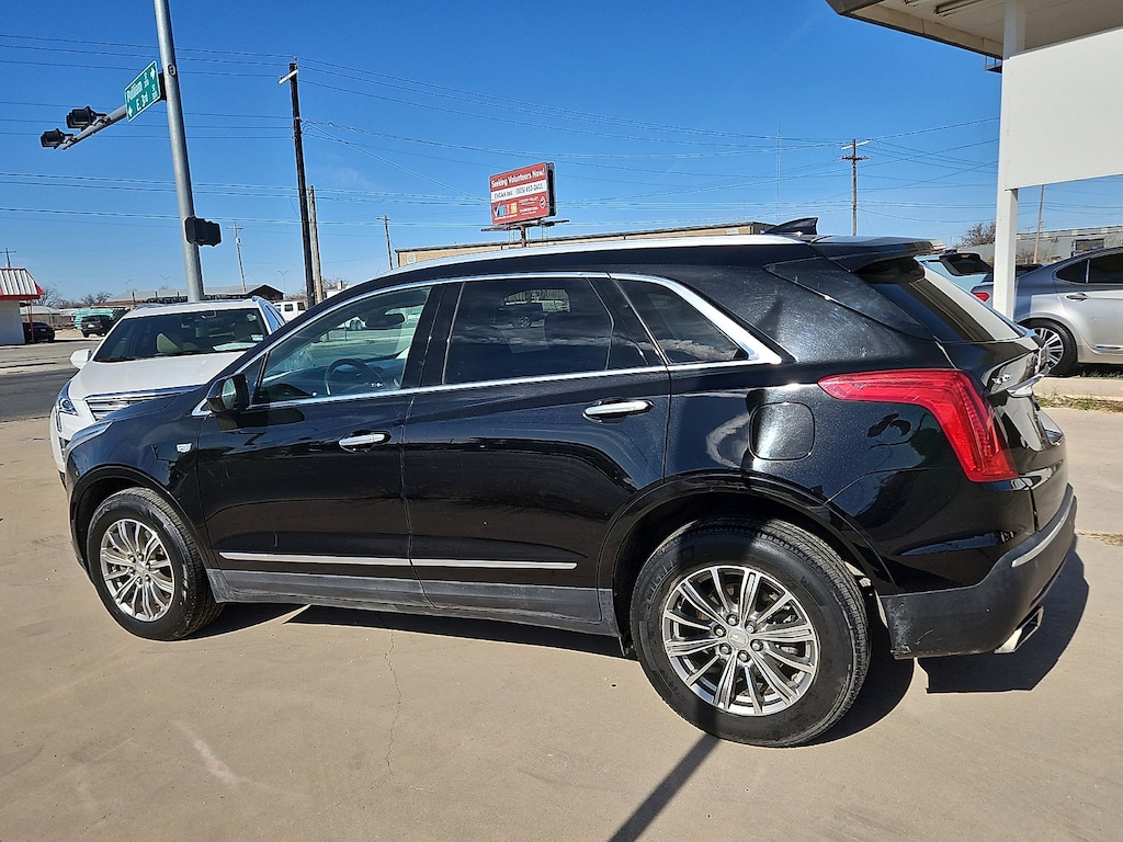 Used 2017 CADILLAC XT5 Luxury FWD SUV