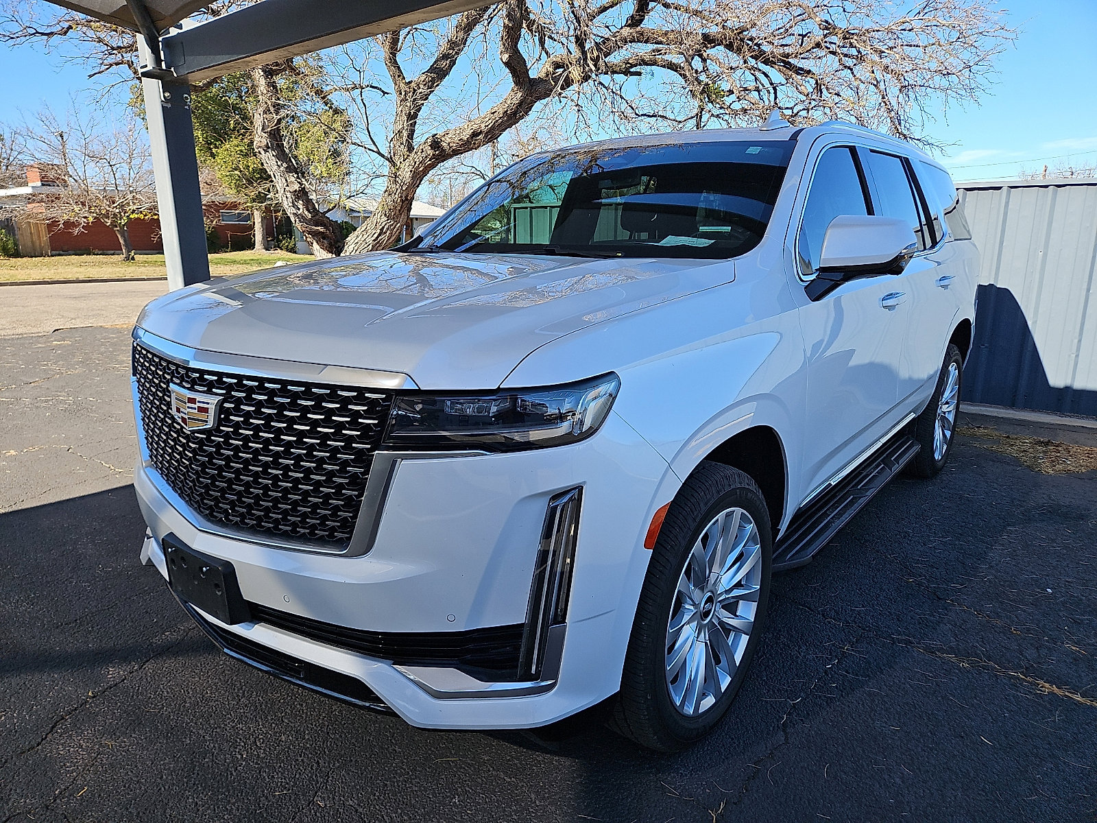 2021 Cadillac Escalade Luxury's photo