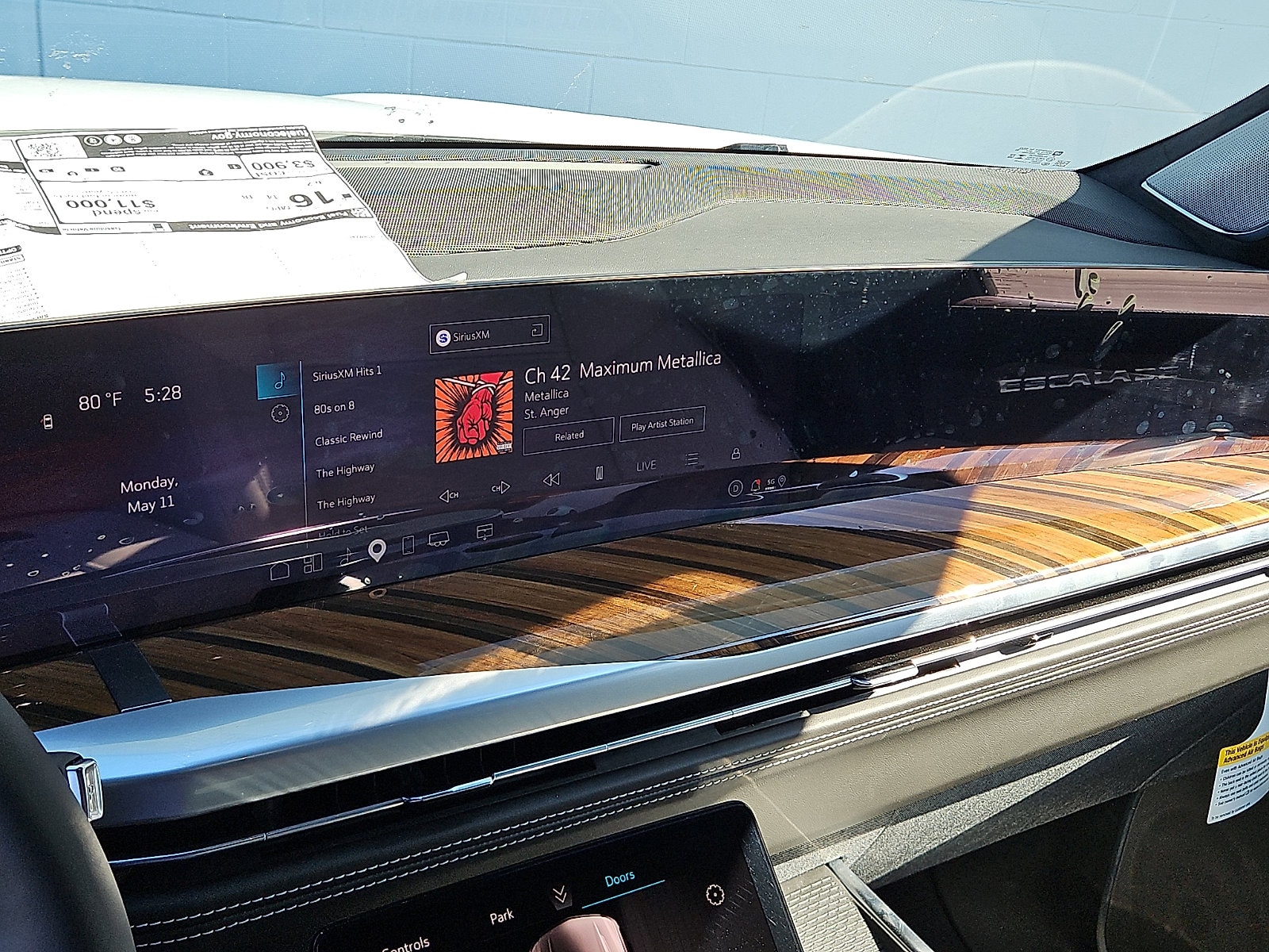 2026 Cadillac Escalade Platinum Sport - Photo 13