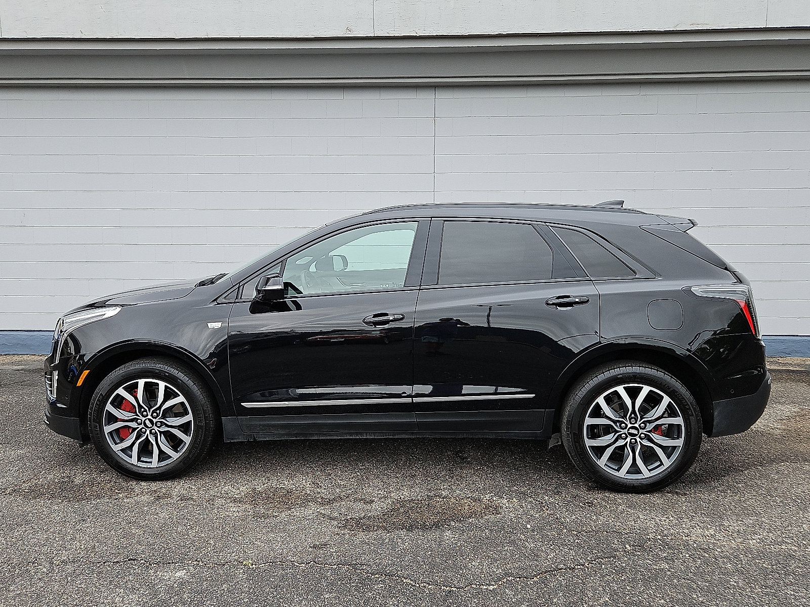Certified 2023 Cadillac XT5 Sport with VIN 1GYKNHRS3PZ100963 for sale in San Angelo, TX