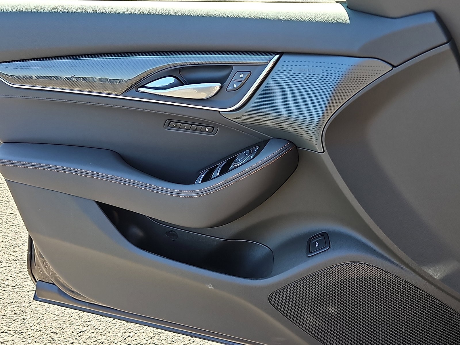 2026 Cadillac CT5 V-Series - Photo 10