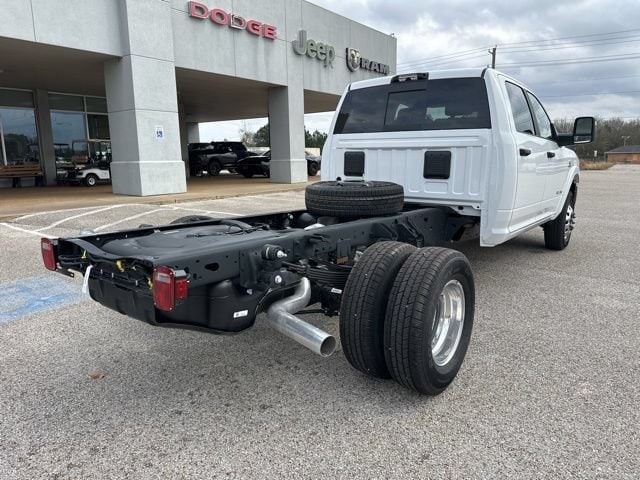 2026 RAM 3500 Chassis Big Horn - Photo 7