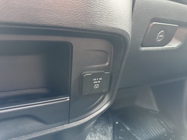 2026 RAM 3500 Chassis Big Horn - Photo 20