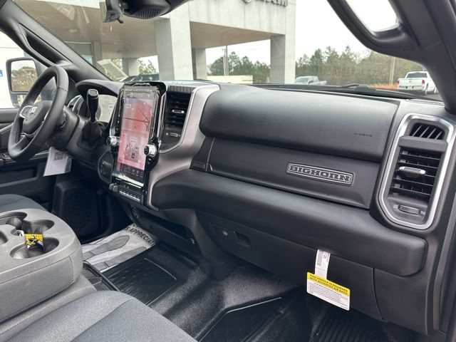 2026 RAM 3500 Chassis Big Horn - Photo 37
