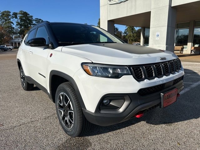 2024 Jeep Compass Trailhawk's photo