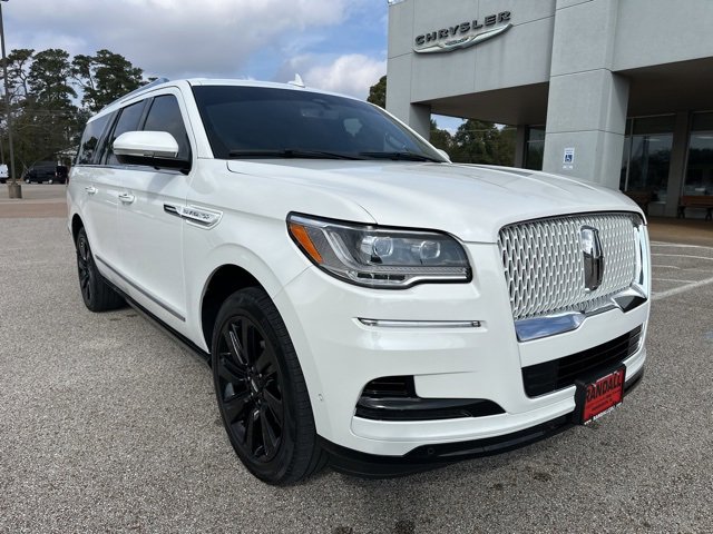 2023 Lincoln Navigator Reserve L's photo