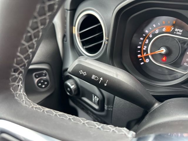 2026 Jeep Wrangler 4-Door Sahara - Photo 28