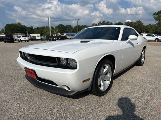 2013 Dodge Challenger SXT photo 3