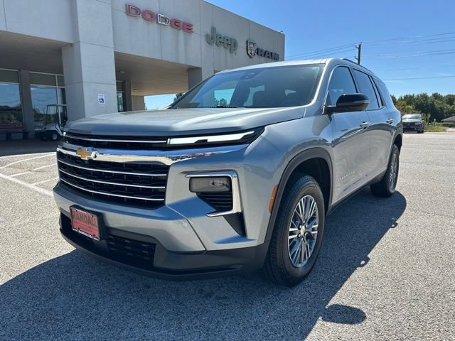 Used 2026 Chevrolet Traverse FWD LT