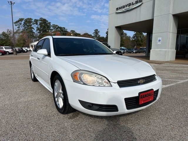 2010 Chevrolet Impala LTZ's photo