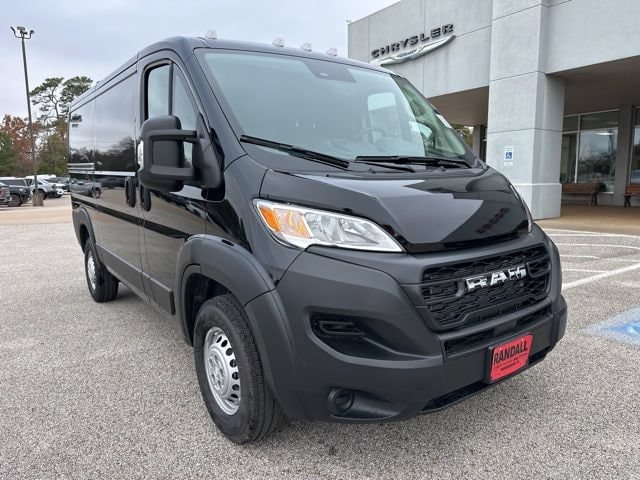 New 2026 Ram ProMaster PROMASTER 1500 TRADESMAN CARGO VAN LOW ROOF 136' W