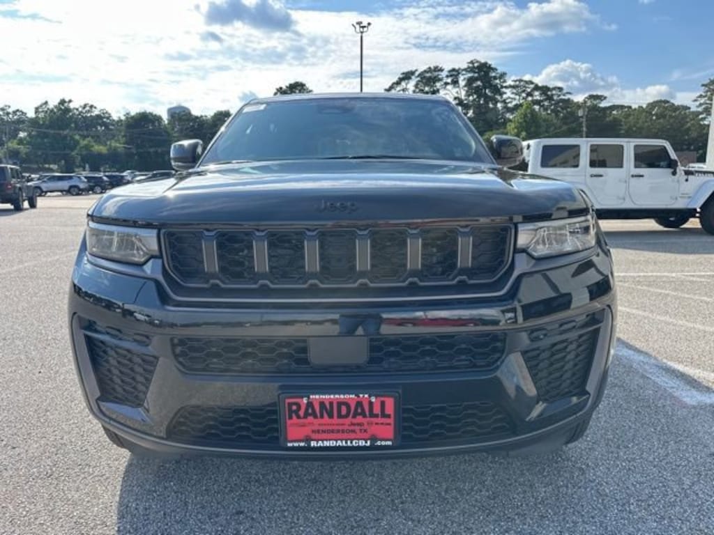 New 2026 Jeep Grand Cherokee L LAREDO ALTITUDE 4X4 Sport Utility