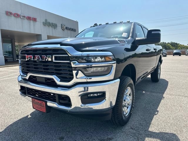 New 2026 Ram 2500 TRADESMAN CREW CAB 4X4 6'4 BOX