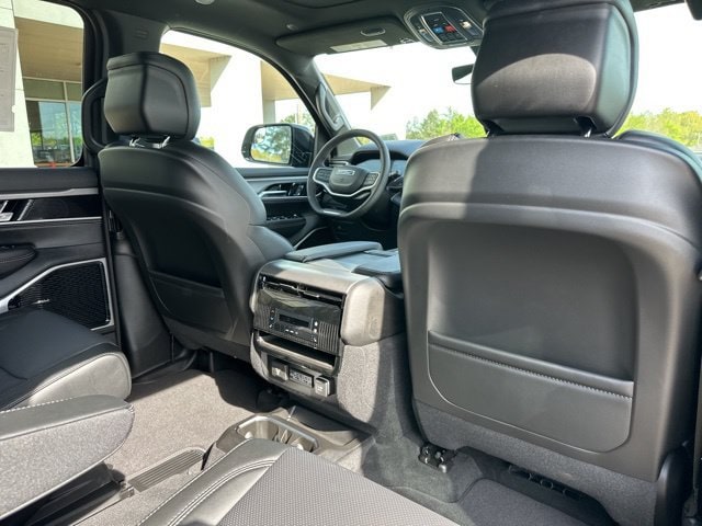 2026 Jeep Grand Wagoneer Limited Reserve - Photo 51