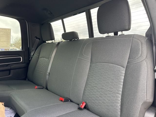 2026 RAM 3500 Chassis Big Horn - Photo 28