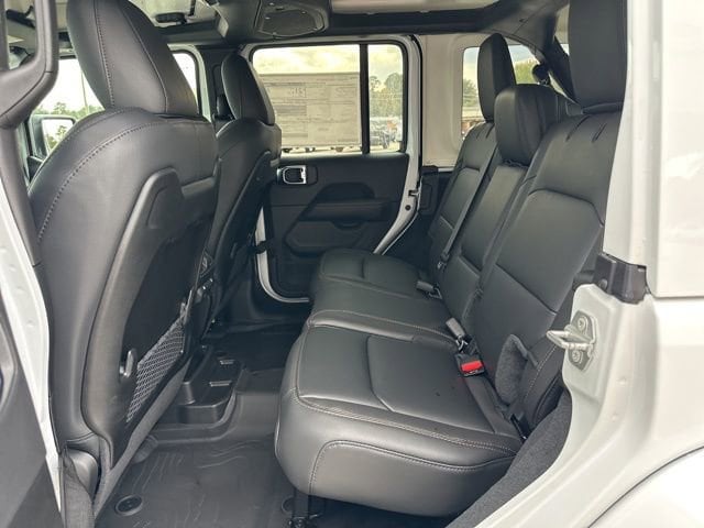 2026 Jeep Wrangler 4-Door Sahara - Photo 31