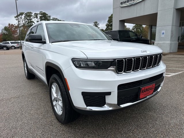 2024 Jeep Grand Cherokee L Laredo's photo