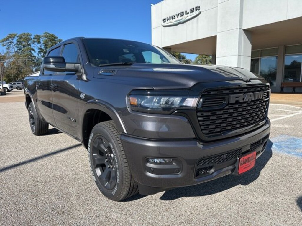 New 2026 Ram 1500 LONE STAR CREW CAB 4X4 5'7 BOX Pickup