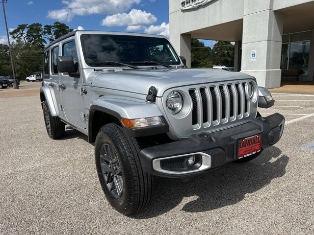 2023 Jeep Wrangler 4-Door Sahara's photo