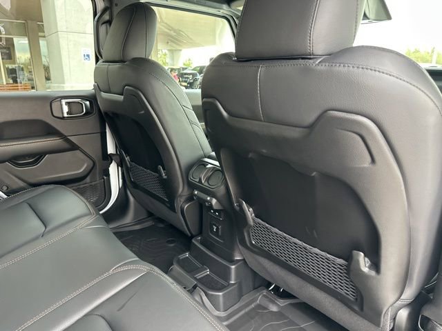 2026 Jeep Wrangler 4-Door Sahara - Photo 43
