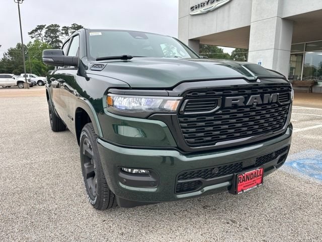 New 2026 Ram 1500 LONE STAR CREW CAB 4X4 5'7 BOX