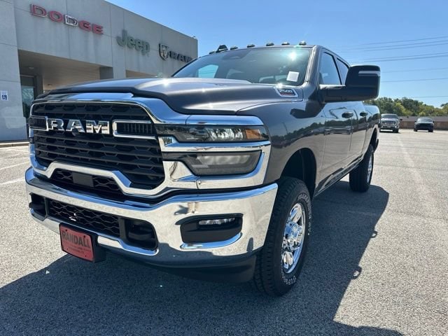 New 2026 Ram 2500 TRADESMAN CREW CAB 4X4 6'4 BOX