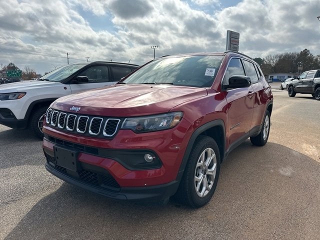 2025 Jeep Compass Latitude's photo