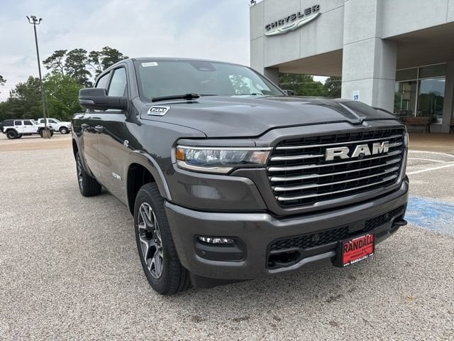 New 2026 Ram 1500 LARAMIE CREW CAB 4X4 5'7 BOX