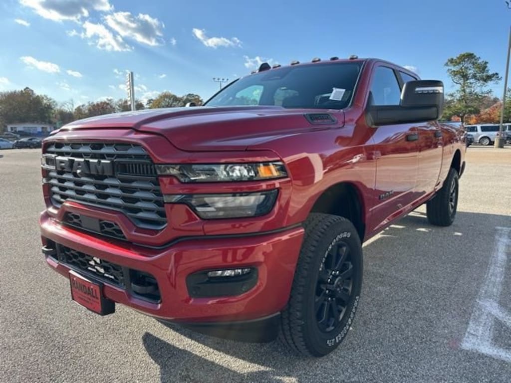 New 2026 Ram 2500 LONE STAR CREW CAB 4X4 6'4 BOX Pickup