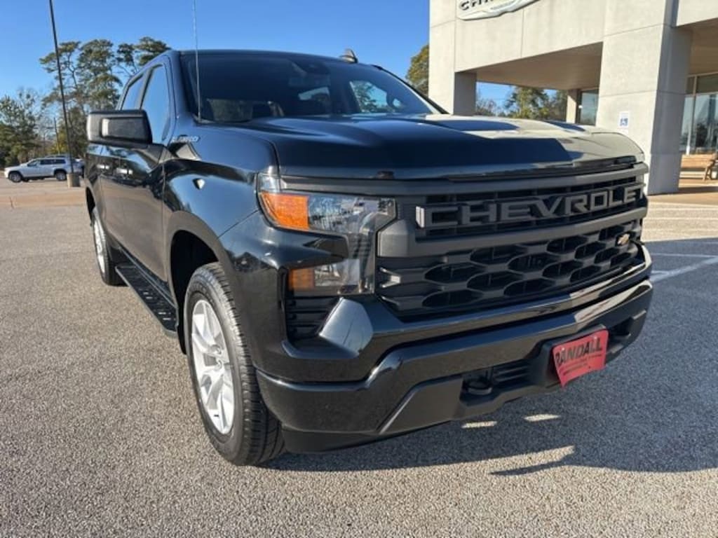 Used 2022 Chevrolet Silverado 1500 Custom 2WD Crew Cab 147 Custom