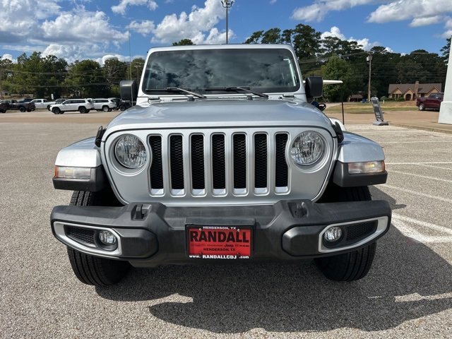 2023 Jeep Wrangler Sahara photo 2