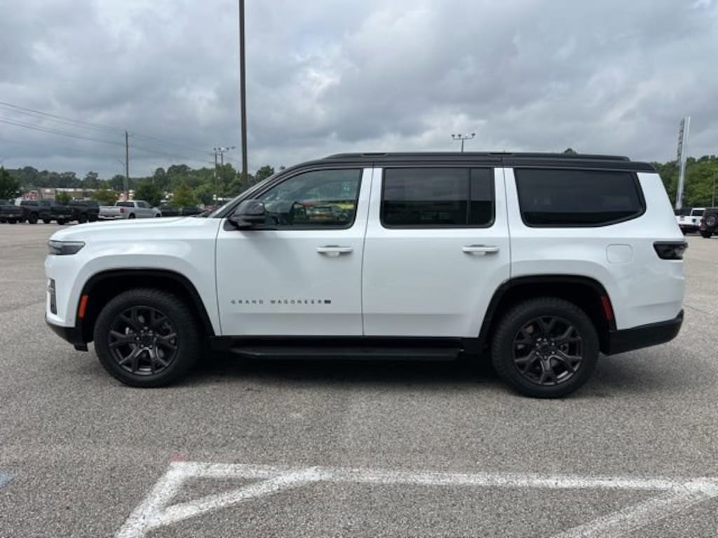 New 2026 Jeep Grand Wagoneer UPLAND 4X4 Sport Utility