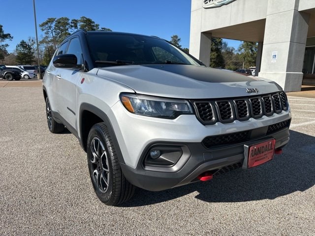 2024 Jeep Compass Trailhawk's photo