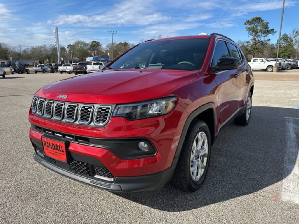Certified 2025 Jeep Compass Latitude Latitude 4x4