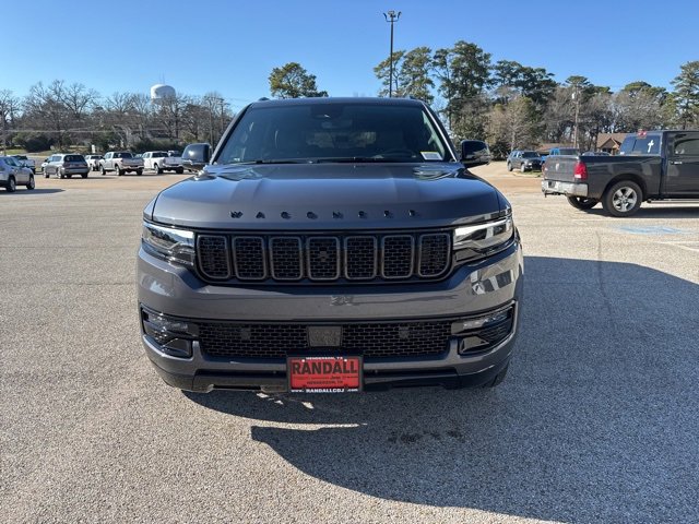 2025 Jeep Wagoneer Carbide photo 2