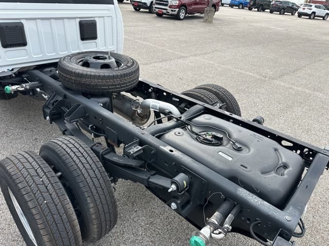 2026 RAM 3500 Chassis Big Horn - Photo 31