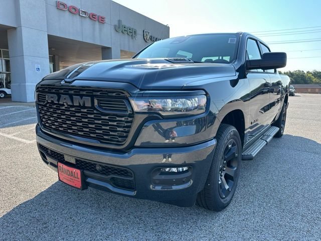 New 2026 Ram 1500 EXPRESS CREW CAB 4X4 5'7 BOX