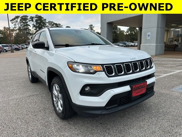2025 Jeep Compass Latitude's photo