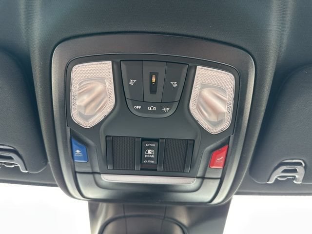 2026 RAM 3500 Chassis Big Horn - Photo 21