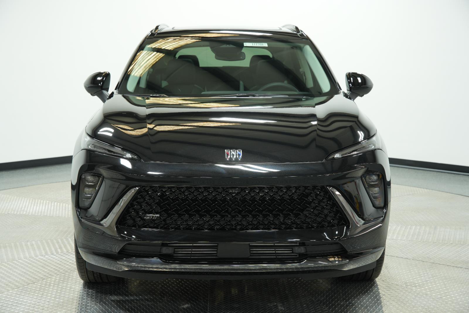 2025 Buick Envision Sport Touring photo 2