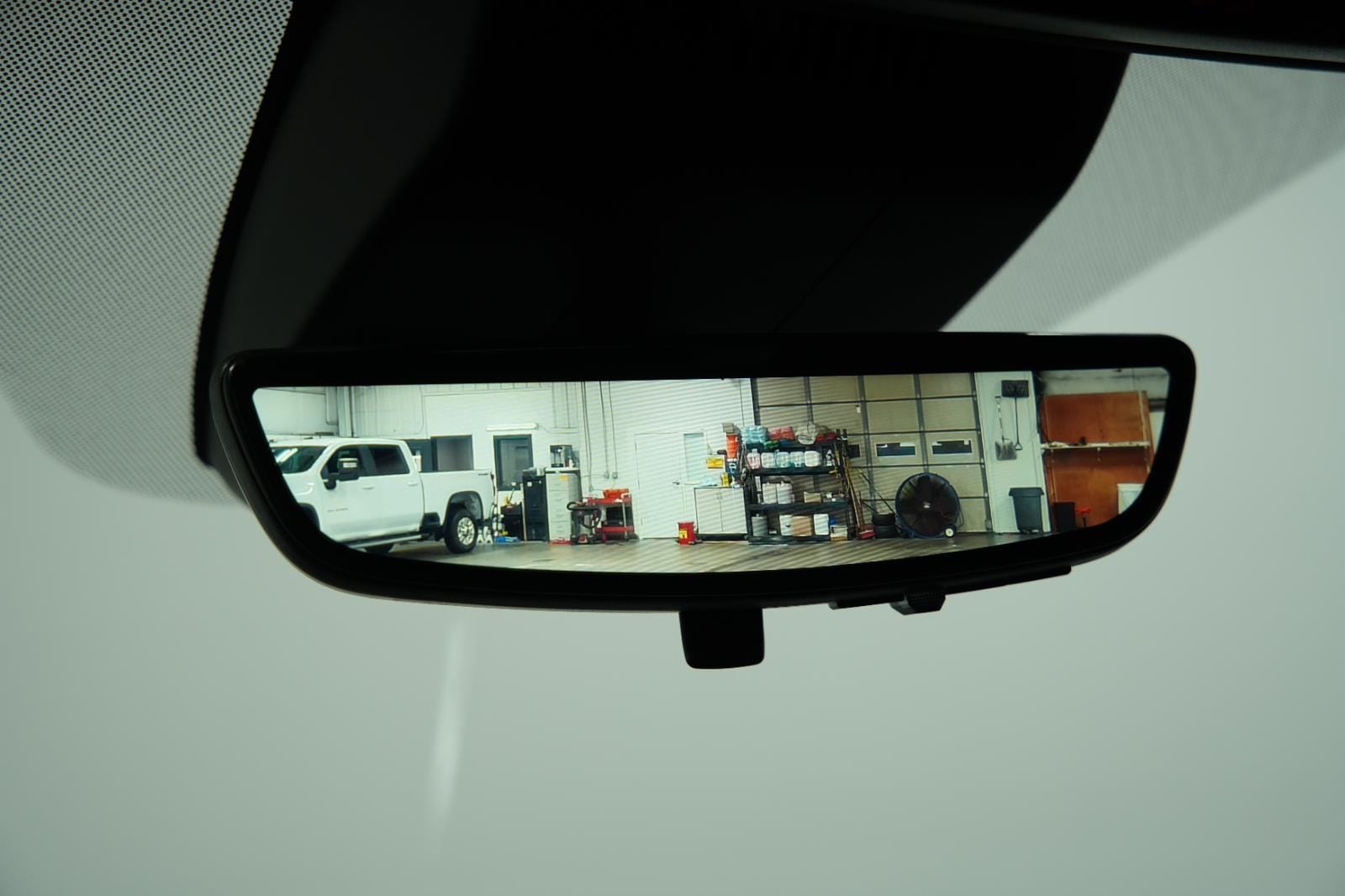 2026 GMC Yukon Denali - Photo 52