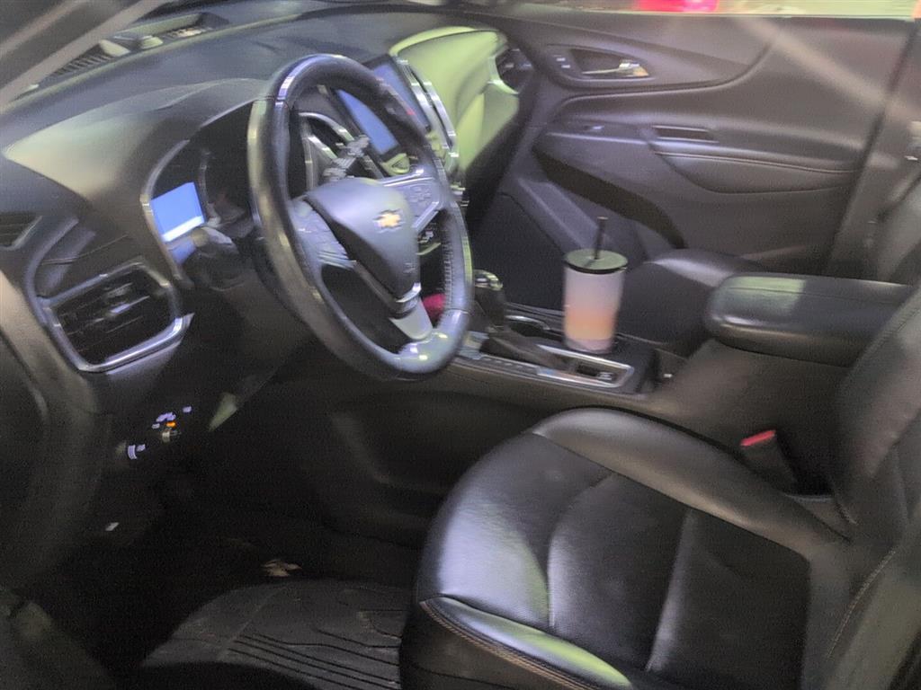 2019 Chevrolet Equinox Premier photo 2