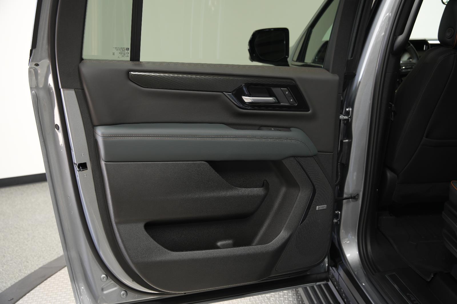 2026 GMC Yukon XL AT4 - Photo 24