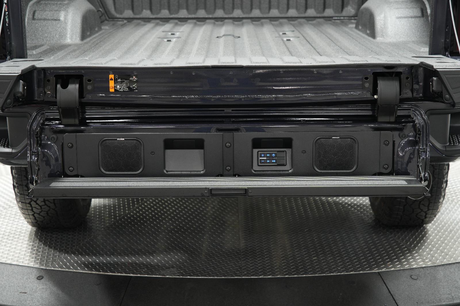 2026 GMC Sierra 2500HD Denali Ultimate - Photo 17