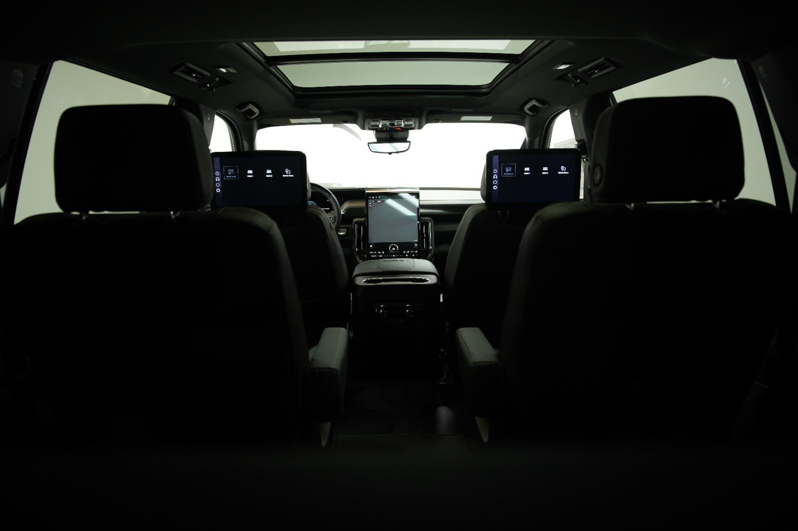 2026 GMC Yukon XL AT4 - Photo 16